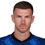 E. Džeko Photo