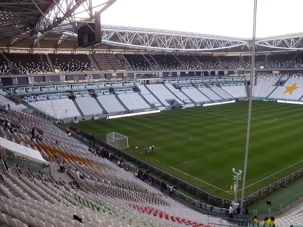 Allianz Stadium Estádio