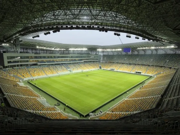 Arena Lviv Estádio