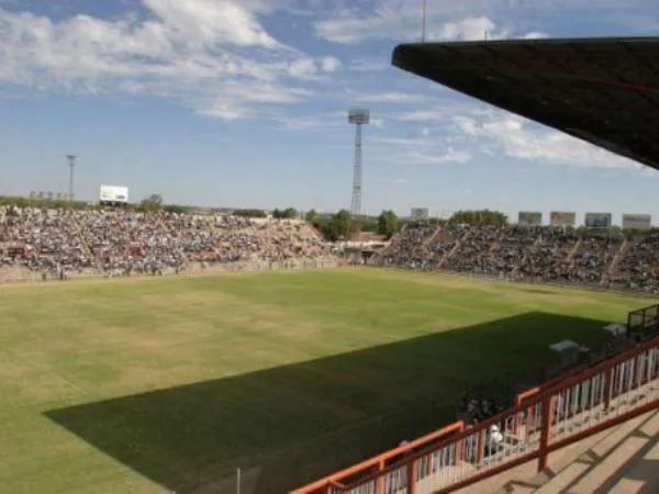 Barbourfields Stadium Estádio