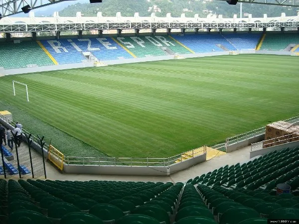 Çaykur Didi Stadyumu Estádio