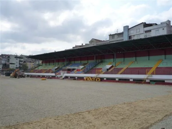 Gaziosmanpaşa Stadı Estádio