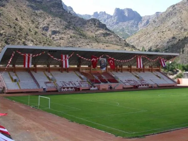 Gümüşhane Şehir Stadı Estádio