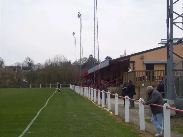 Hillgrounds Leisure Estádio