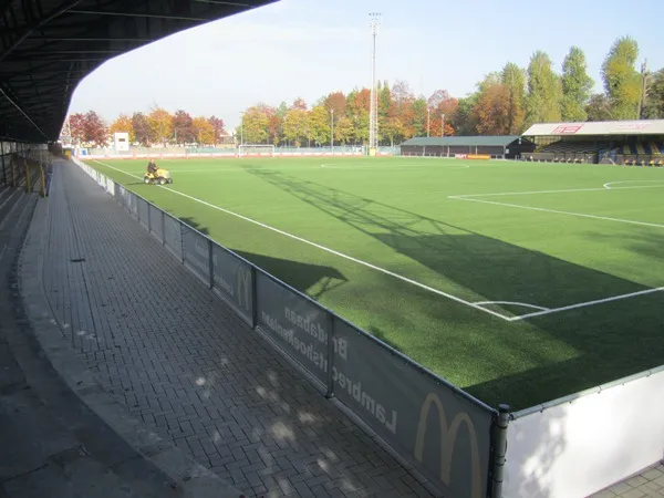 Jef Mermansstadion Estádio