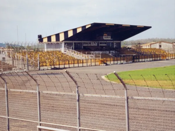 Len Clay Stadium Estádio