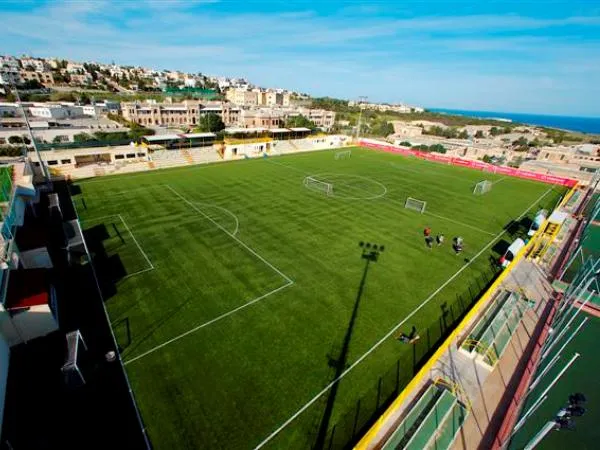 Luxol Sports Ground Estádio