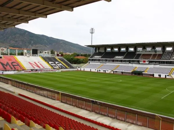 Manisa 19 Mayıs Stadyumu Estádio