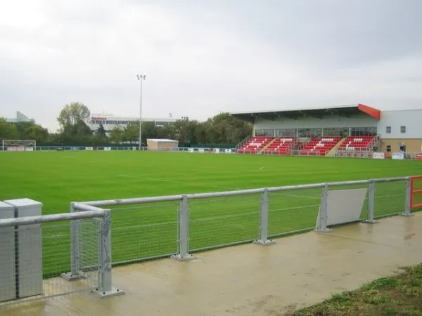 McCulloch's Stadium Estádio