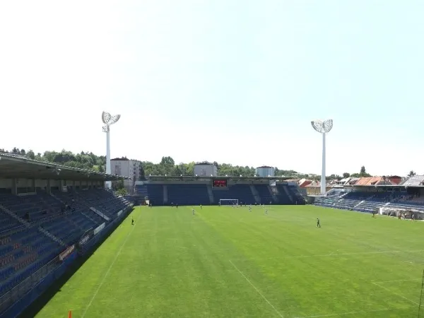 Městský fotbalový stadion Miroslava Valenty Estádio