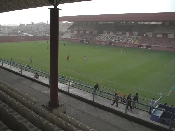Mimar Yahya Baş Stadı Estádio