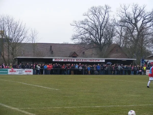 Sportplatz Maaslingen Estádio