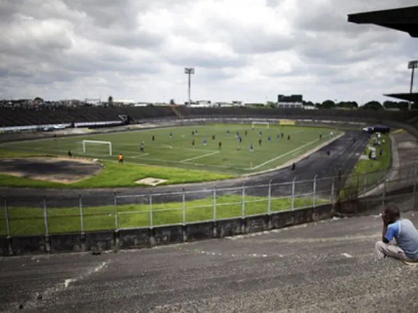 Stade de la Réunification Estádio