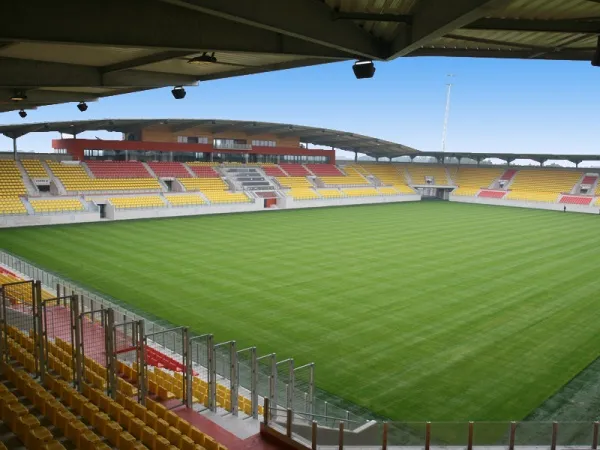 Stade de l'Epopée Estádio