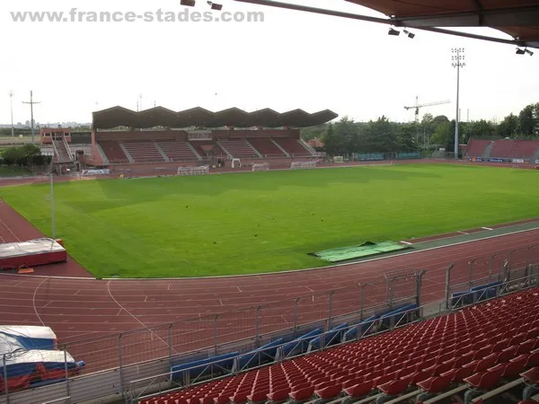 Stade Dominique Duvauchelle Estádio