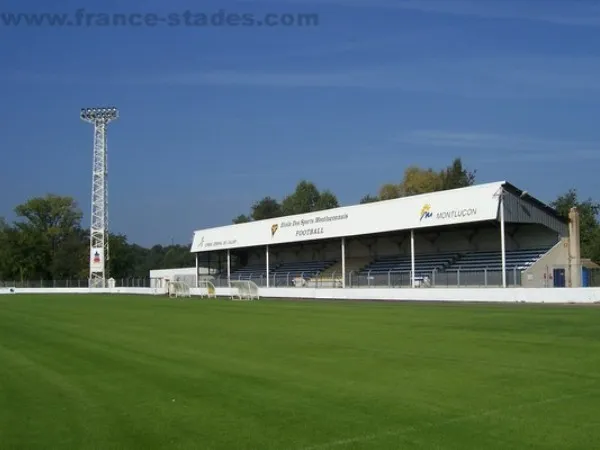 Stade Dunlop 1 Estádio