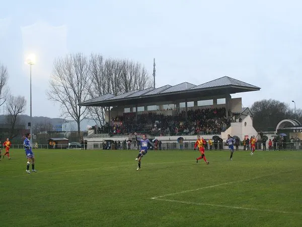 Stade Municipal de Pétange Estádio