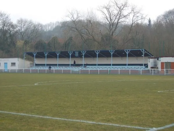 Stade Nicolas Coupé Estádio
