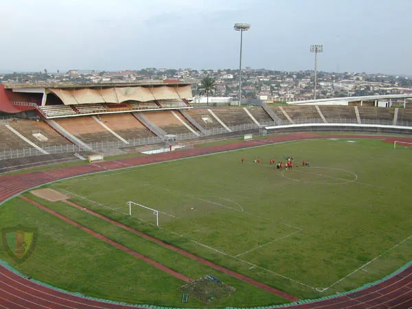 Stade Omnisport Ahmadou Ahidjo Estádio