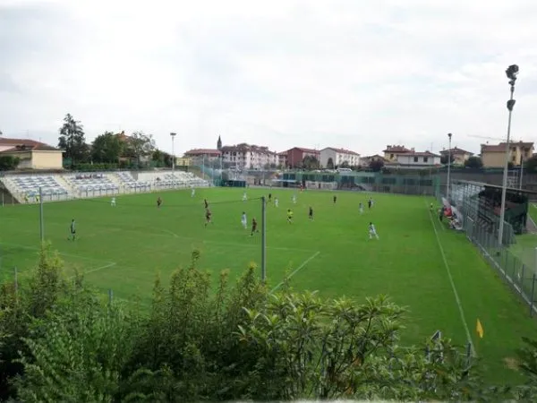 Stadio Comunale La Rocca Estádio