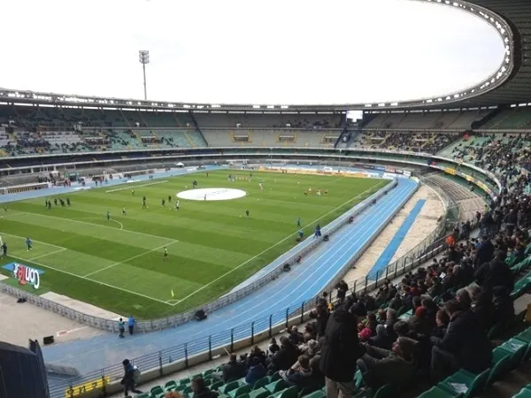 Stadio Marc'Antonio Bentegodi Estádio