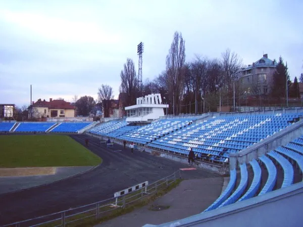 Stadion Bukovyna Estádio