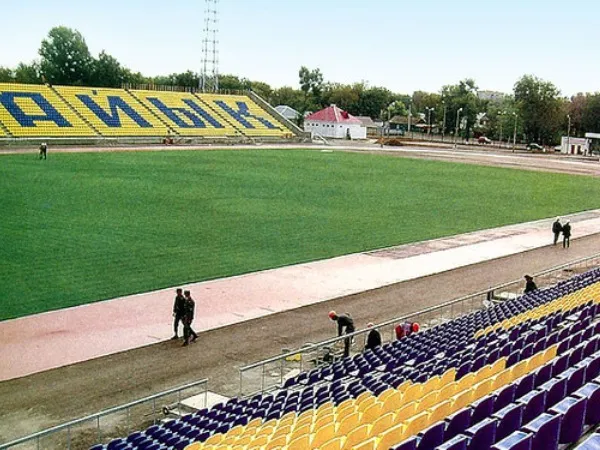 Stadion im. Petra Atoyana Estádio