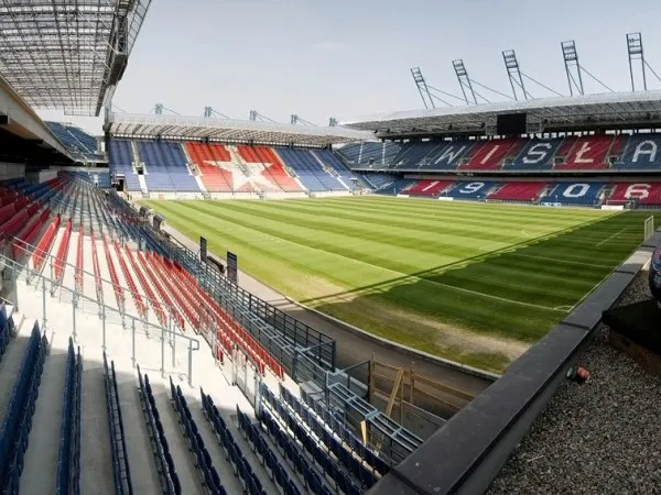 Stadion Miejski im. Henryka Reymana Estádio