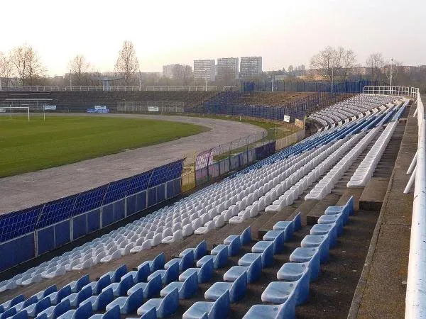 Stadion Miejski im. Złotej Jedenastki Kazimierza Górskiego Estádio
