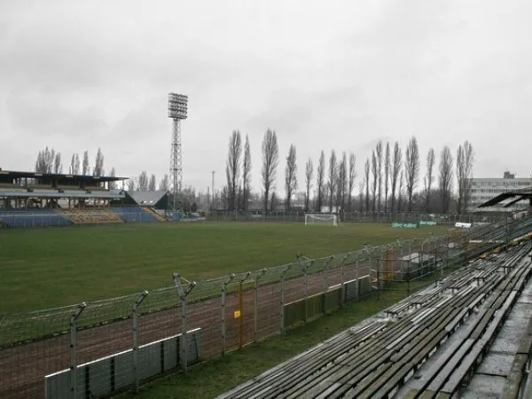 Szőnyi úti Stadion Estádio