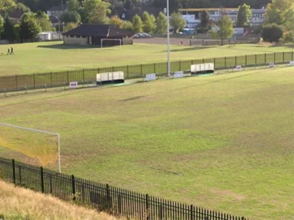 The Bourne Stadium Estádio