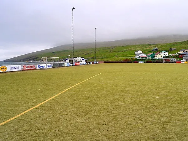 Við Kirkju Estádio